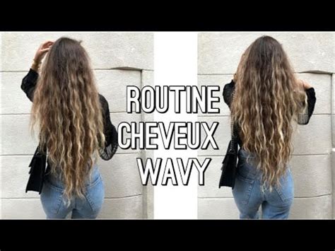 Routine capillaire pour cheveux ondulés : comment la composer